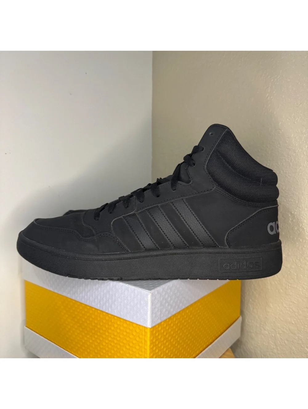 adidas Hoops High Top Sneakers Black Men’s 13 SHD 675005
